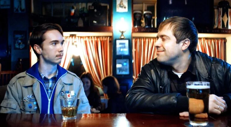 Момент из трейлера сериала Закрыть гештальт